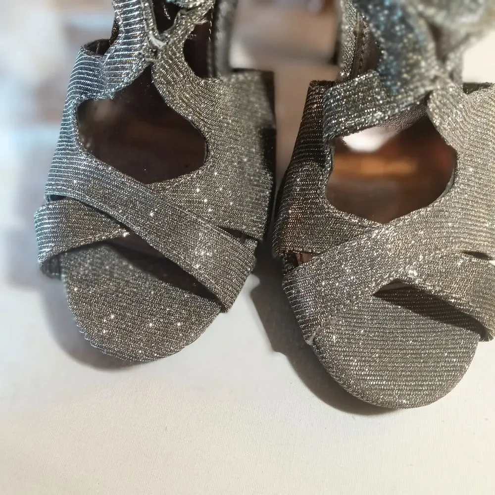 Nina Solid Silver Glitter Sequin Metallic Peep-toe 4